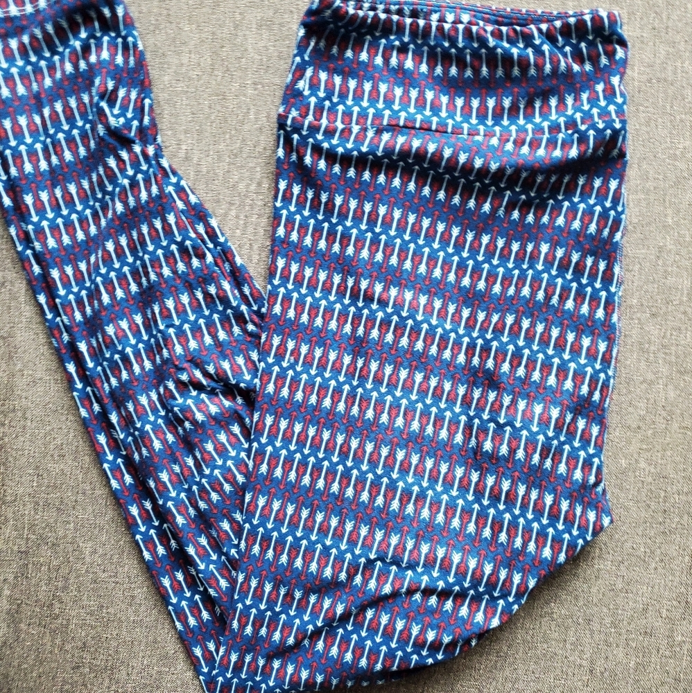 Lularoe arrow leggings
